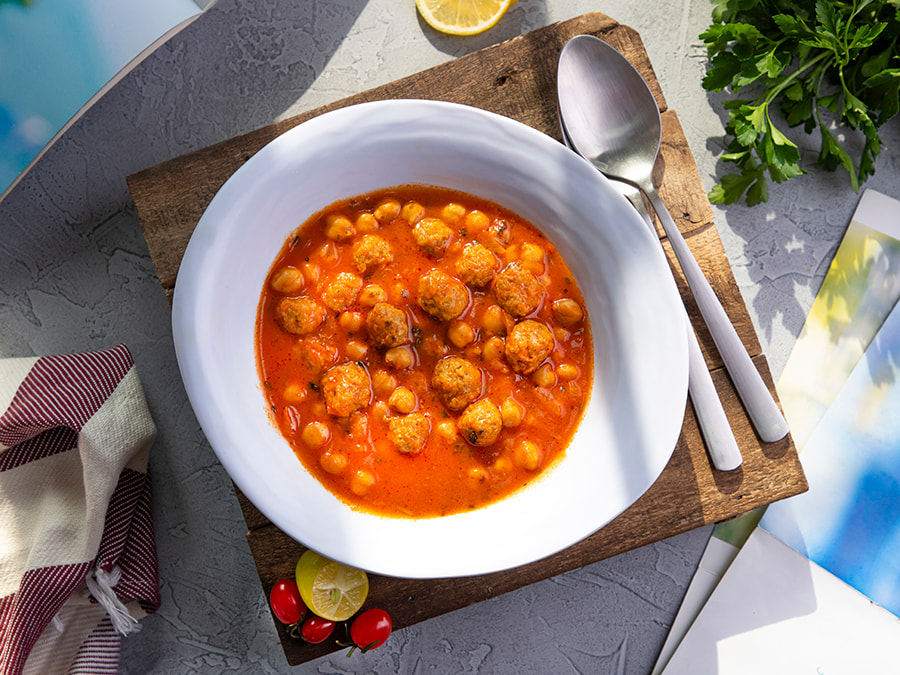 سوپ نخود و گوشت‌قلقلی