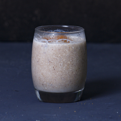 https://statics.hesetazegi.com/files/images/recipes/banana-and-hazelnut-smoothie/banana_&_hazelnut_milkshake_t_hese_tazegi.jpg